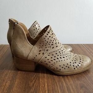 Sofft - Wyoming Beige / Glitter Zip Bootie